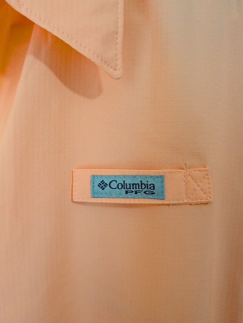 Columbia Women's PFG Bright Salmon Omni Shade Button Down Shirt | Size XL